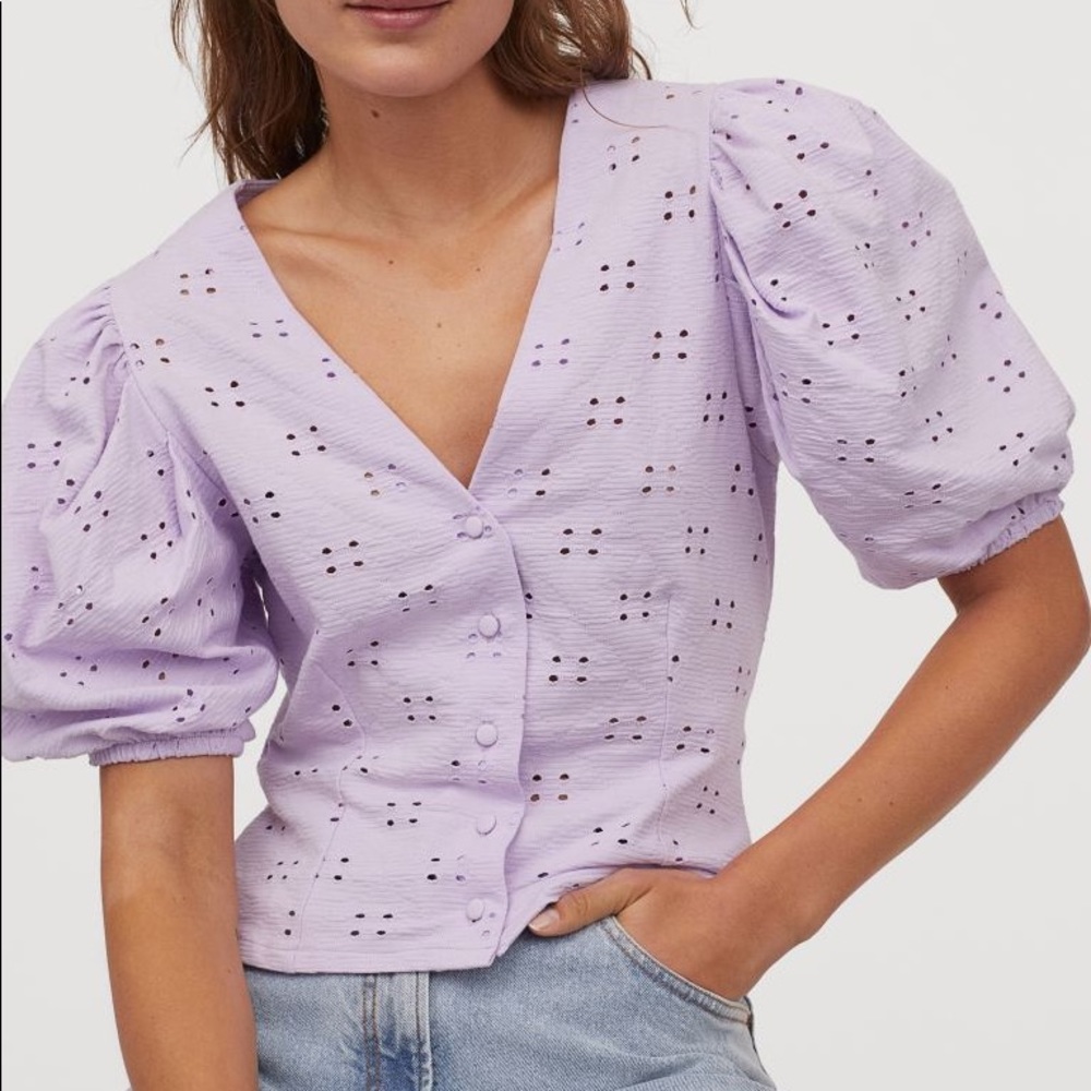 H&M NWOT lavender puff-sleeve top Xs